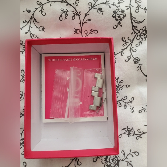 Watch - Picture 2 of 8